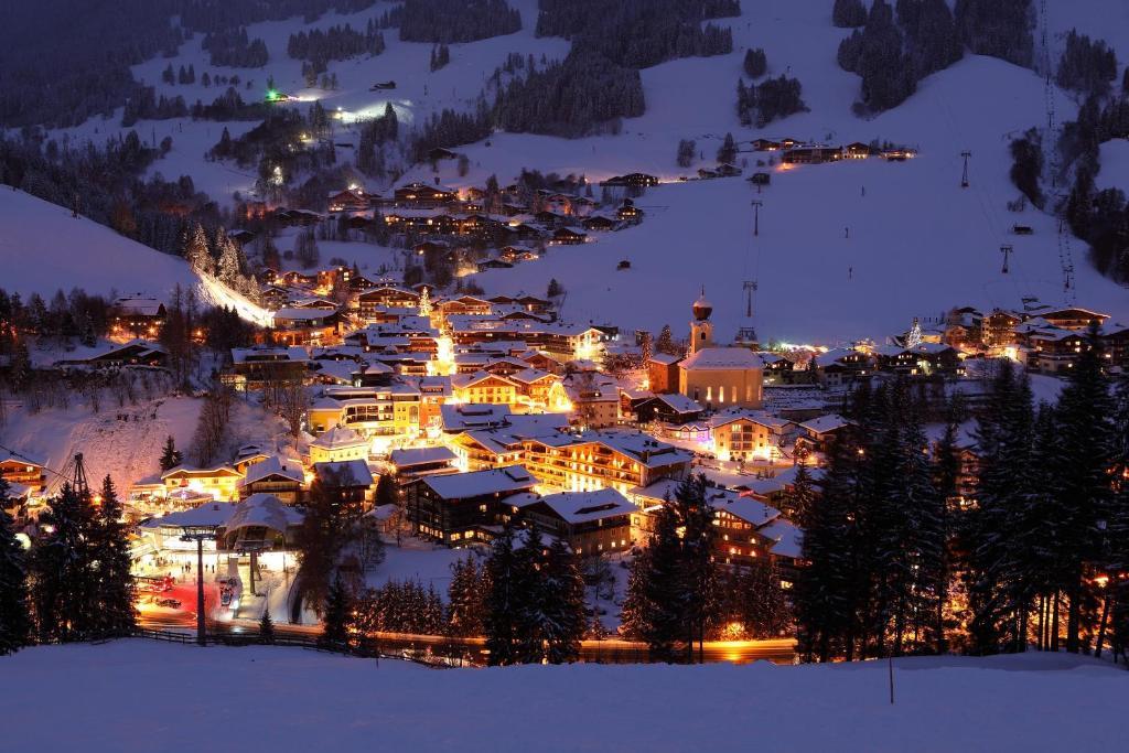 Hotel Saalbacher Hof Esterno foto